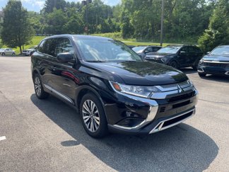 Used 2020 Mitsubishi Outlander ES image 1