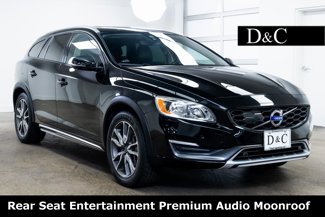 Used 2016 Volvo V60 T5 Cross Country image 1