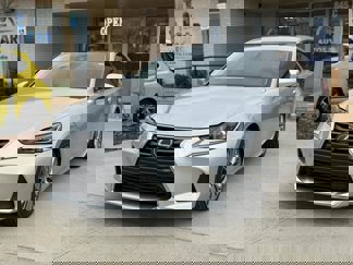 Used 2017 Lexus IS 200t image 1