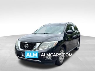 Used 2015 Nissan Pathfinder SV image 1