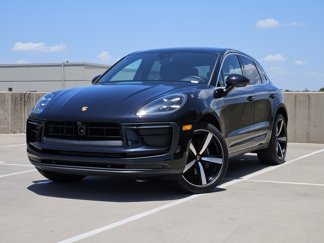 Certified 2024 Porsche Macan image 1