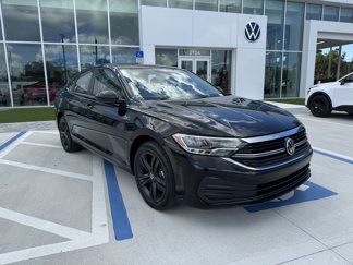 Used 2022 Volkswagen Jetta SE w/ Panoramic Sunroof Package video 1
