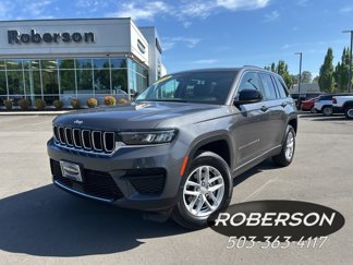 Certified 2024 Jeep Grand Cherokee Laredo X image 1