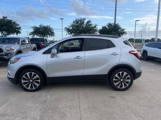 Used 2017 Buick Encore Essence image 1