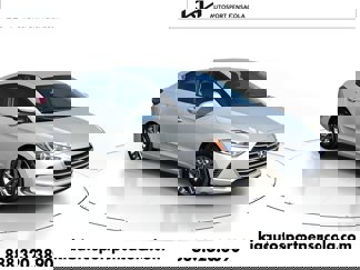 Used 2017 Hyundai Elantra SE video 1