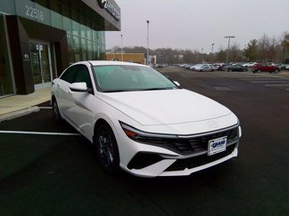 New 2025 Hyundai Elantra Blue image 1