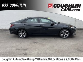 Used 2023 Hyundai Elantra Limited image 1