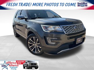 Used 2017 Ford Explorer Platinum image 1