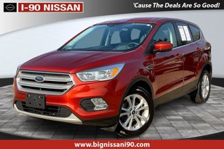 Used 2019 Ford Escape SE image 1