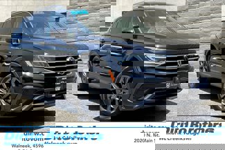 Certified 2022 Volkswagen Tiguan SE image 1