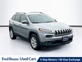 Used 2016 Jeep Cherokee Latitude w/ Comfort/Convenience Group image 1