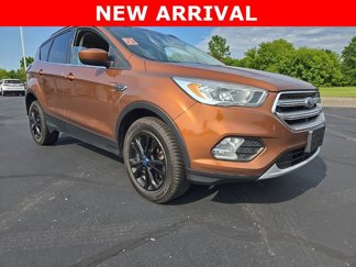 Used 2017 Ford Escape SE w/ Equipment Group 201A image 1