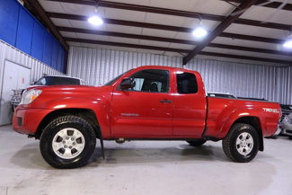 Used 2015 Toyota Tacoma 4x4 Access Cab V6 w/ TRD Off-Road Package image 1