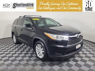 Used 2015 Toyota Highlander LE image 1