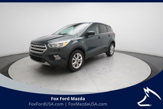 Used 2019 Ford Escape SE image 1