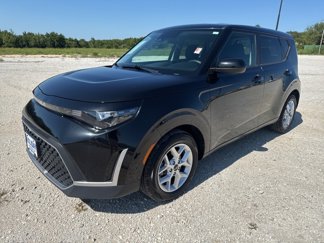 Used 2023 Kia Soul LX w/ Option Group 015 image 1