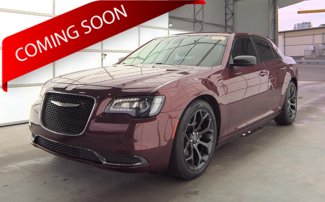 Used 2019 Chrysler 300 Touring w/ Sport Appearance Package image 1