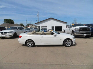 Used 2009 BMW 335i Convertible image 1