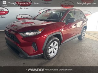 Used 2020 Toyota RAV4 LE image 1