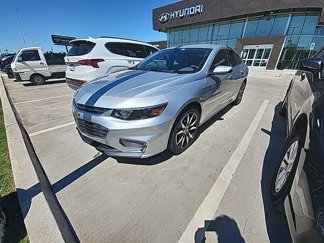 Used 2017 Chevrolet Malibu LT image 1