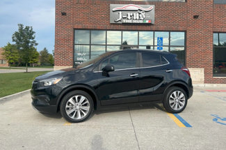 Used 2020 Buick Encore Preferred image 1