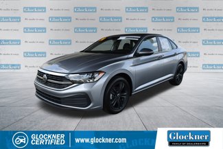 Used 2024 Volkswagen Jetta SE w/ Black Wheel Package image 1