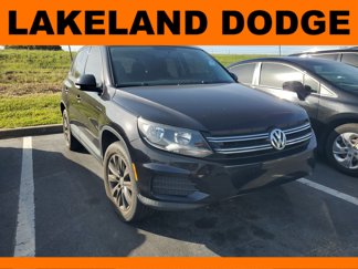 Used 2014 Volkswagen Tiguan S image 1