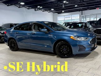 Used 2019 Ford Fusion SE image 1