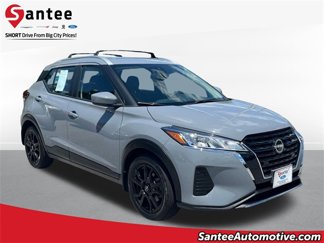 Used 2023 Nissan Kicks SV w/ Exterior Package image 1