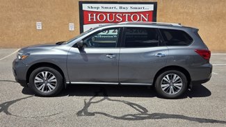 Used 2020 Nissan Pathfinder SV image 1
