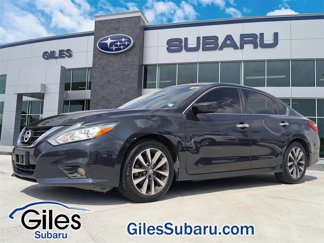 Used 2017 Nissan Altima 2.5 SV image 1