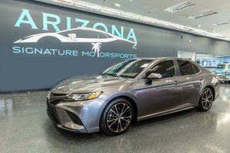 Used 2019 Toyota Camry SE image 1