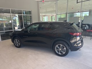 Used 2023 Chevrolet Blazer LT image 1