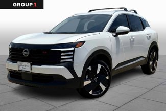Used 2025 Nissan Kicks SR image 1