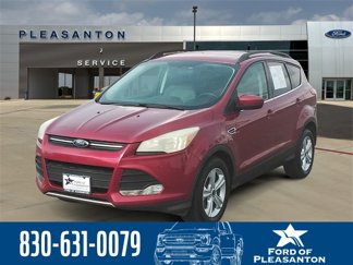 Used 2015 Ford Escape SE w/ Equipment Group 201A image 1
