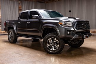 Used 2019 Toyota Tacoma TRD Sport video 1