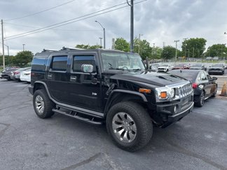 Used 2004 HUMMER H2 w/ Preferred Equipment Group image 1