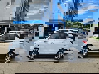 Used 2018 Chevrolet Equinox LT image 1