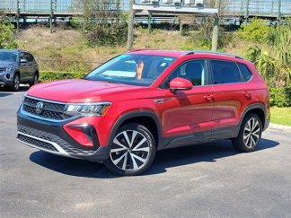 New 2024 Volkswagen Taos SE image 1