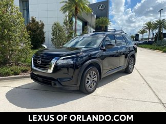 Used 2022 Nissan Pathfinder SV w/ SV Premium Package image 1
