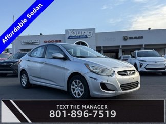 Used 2013 Hyundai Accent GLS image 1