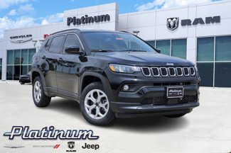 New 2025 Jeep Compass Latitude image 1