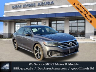 Used 2022 Volkswagen Passat 2.0T R-Line image 1