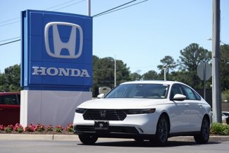 Used 2024 Honda Accord EX image 1