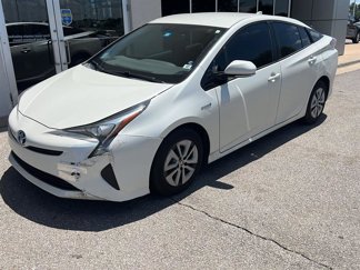 Used 2016 Toyota Prius Two image 1