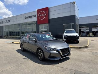 Certified 2022 Nissan Sentra SV image 1