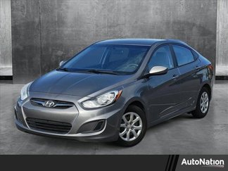 Used 2014 Hyundai Accent GLS image 1