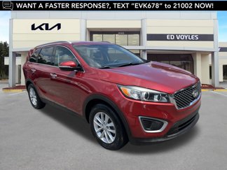 Used 2017 Kia Sorento LX w/ LX Convenience Package image 1