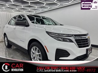 Used 2022 Chevrolet Equinox LS image 1