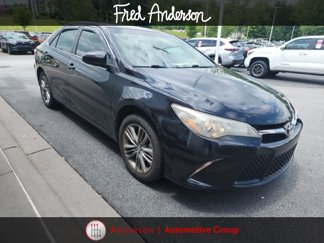 Used 2017 Toyota Camry SE image 1